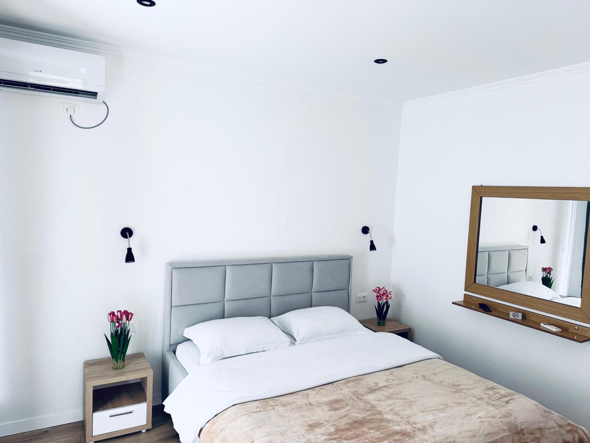 Kutal Park Inn Hotel Përmet Екстериор снимка