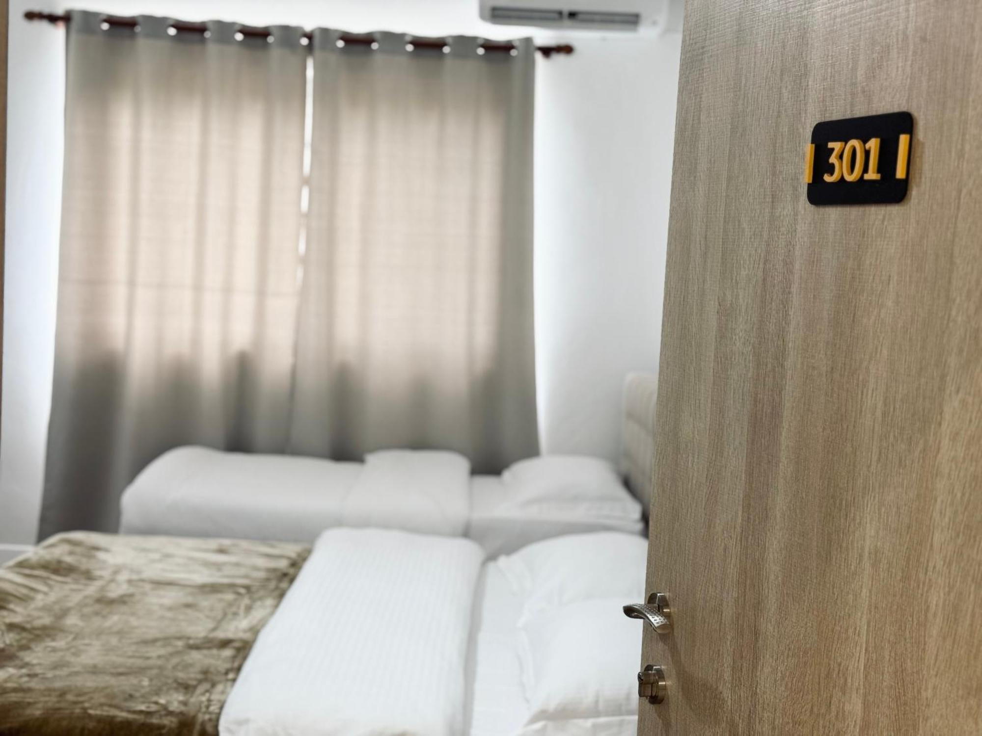 Kutal Park Inn Hotel Përmet Екстериор снимка